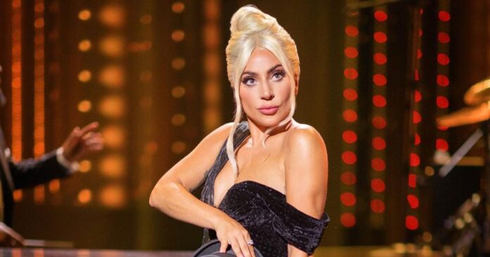Lady Gaga desnudo integral para Vogue