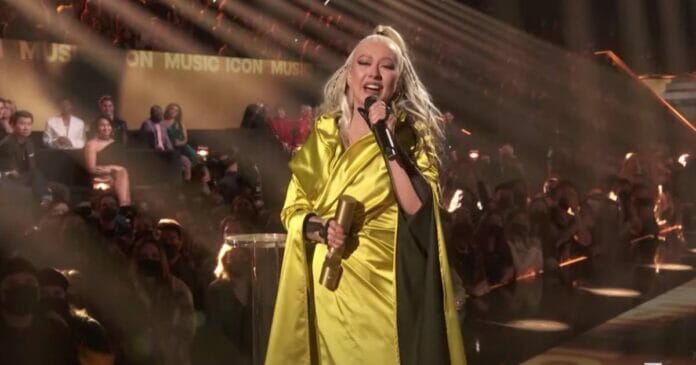 Christina Aguilera, reconocida con el Music Icon Award 2021