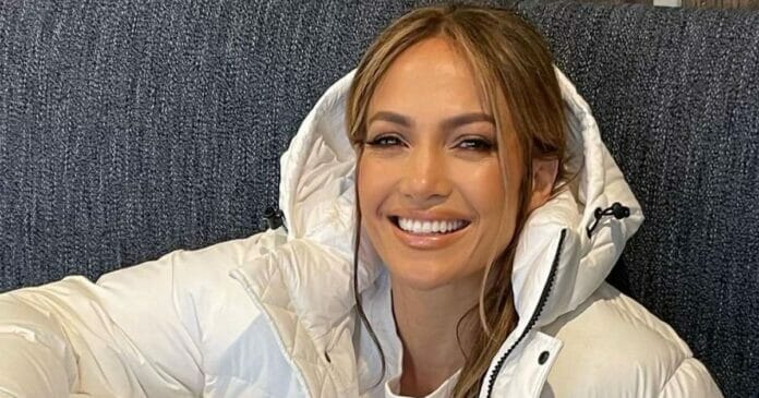 Jennifer Lopez, más radiante que nunca
