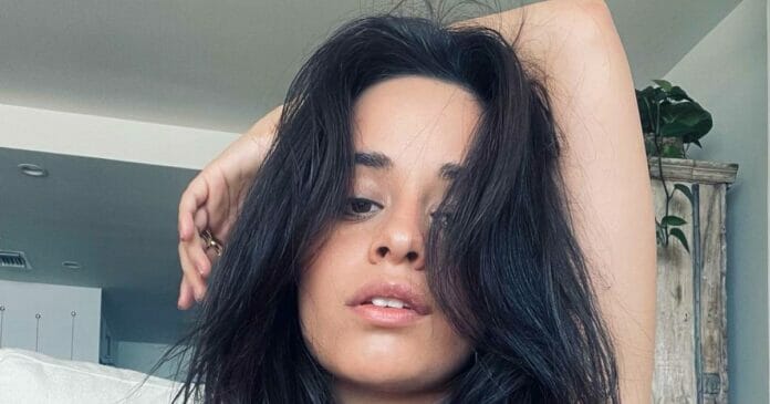 Camila Cabello abre el debate sobre cuánto los cánones de belleza afectan la plenitud y la salud mental